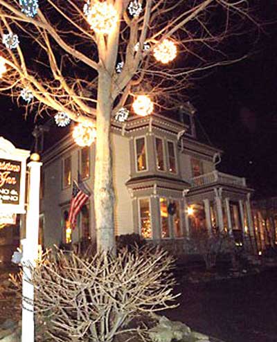 Christmas By The Sea Camden Maine 2021