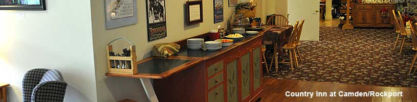 Country Inn Lobby & Continental Breakfast